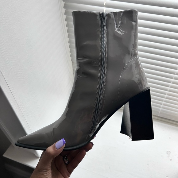 Jeffrey Campbell patent leather boot - Picture 3 of 6